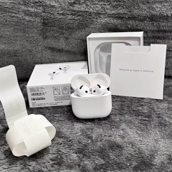 New Sealed Apple 4th Generation Wireless In-Ear Headset (ANC)